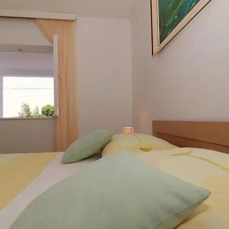 Marijana - One Bedroom With Terrace And Garden View Marijana 3
